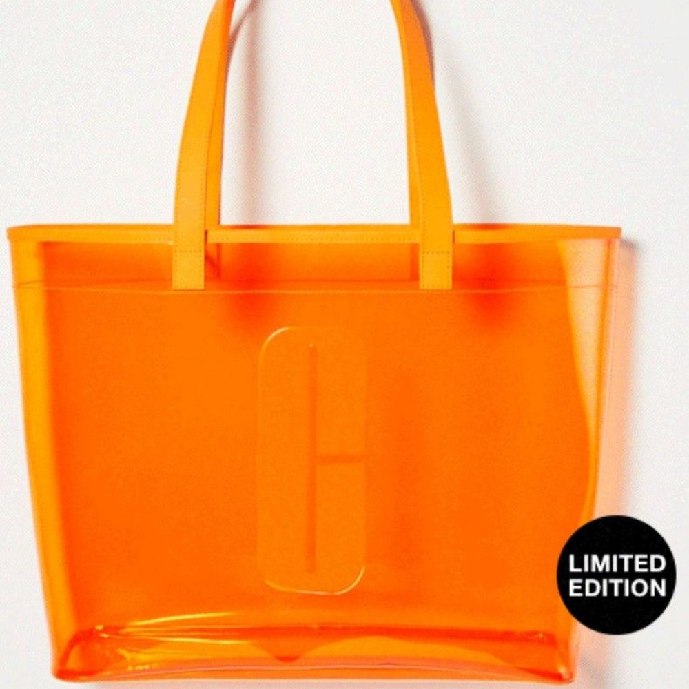 NEW!  CLINIQUE LIMITED EDITION TOTE BAG